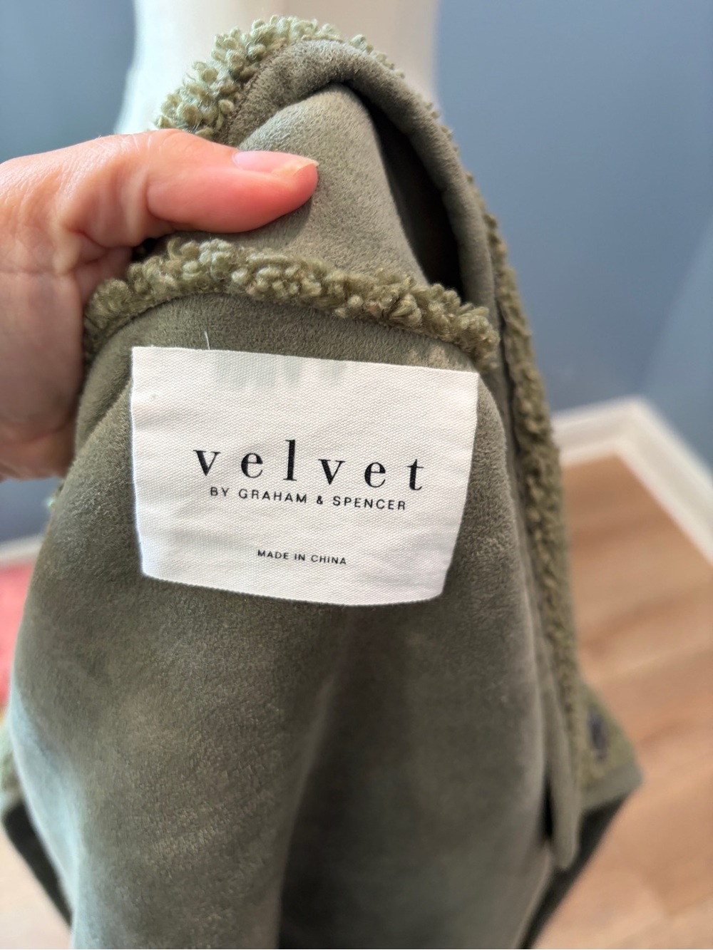 Velvet by Graham & Spencer Reversible Sherpa Jacket Olive Faux Suede - Picture 8 of 12